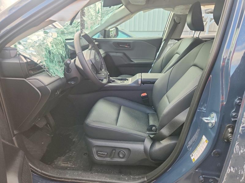 2026 TOYOTA RAV4 XLE PREMIUM — Фото 7 из 12