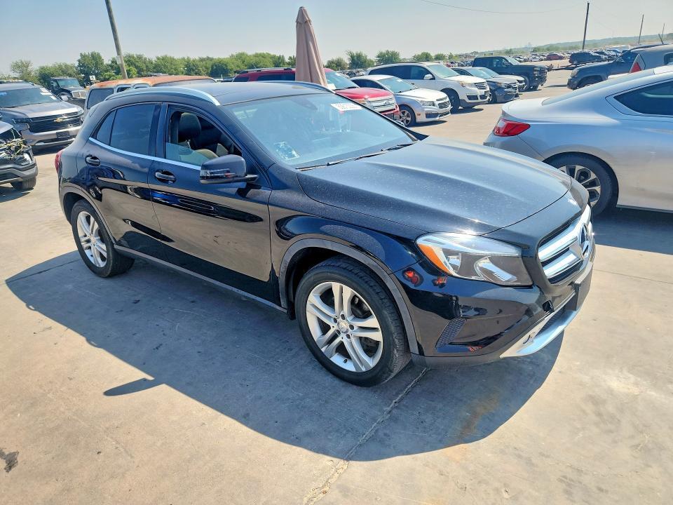 2017 MERCEDES-BENZ GLA 250 — Фото 4 из 13