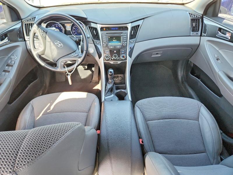 2014 HYUNDAI SONATA SE — Фото 8 из 12