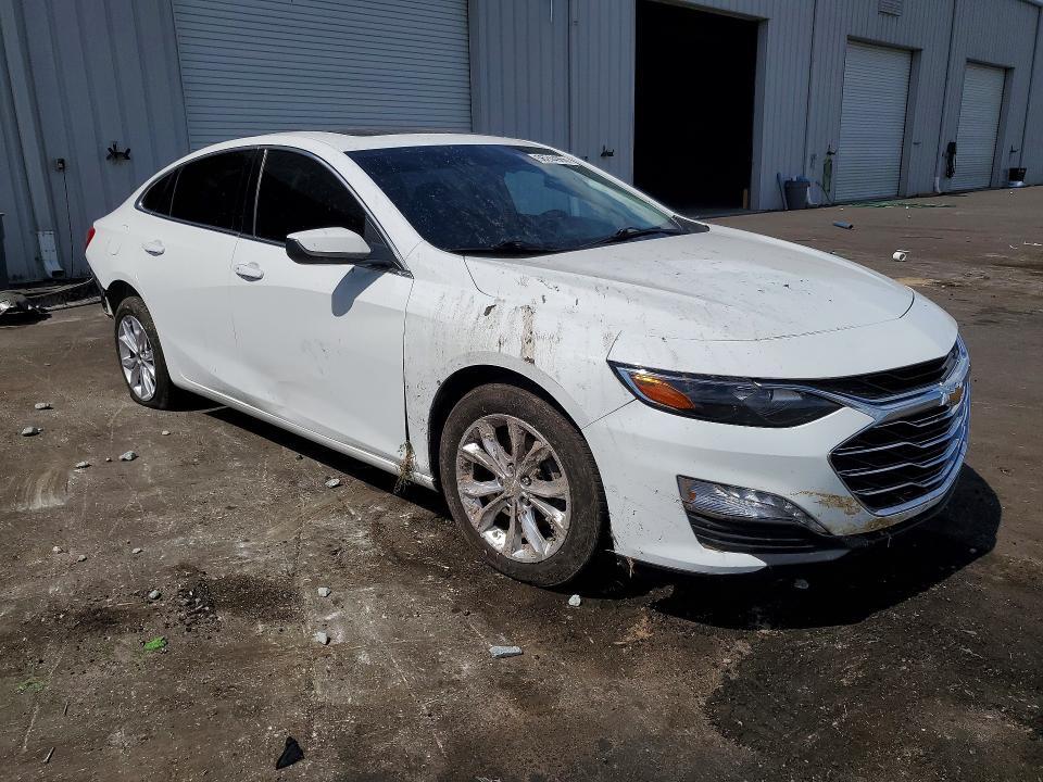 2022 CHEVROLET MALIBU LT — Фото 4 из 13