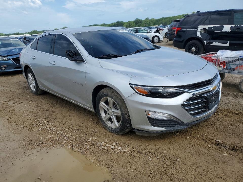 2022 CHEVROLET MALIBU LS — Фото 4 из 12