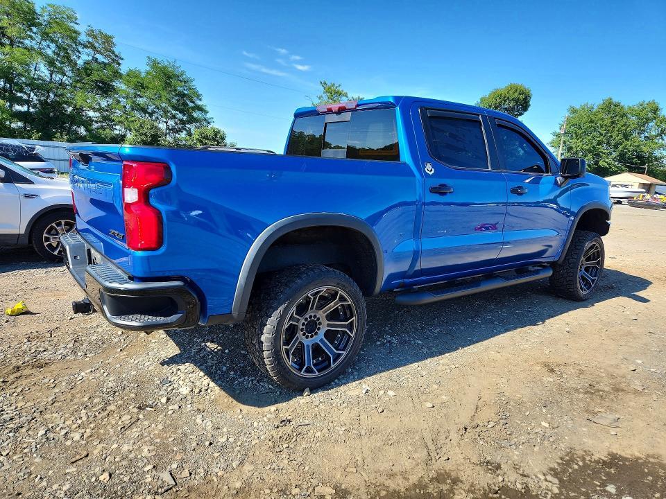 2022 CHEVROLET SILVERADO K1500 ZR2 — Фото 3 из 13