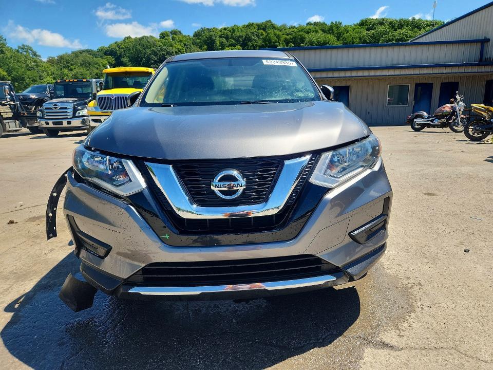 JN8AT2MV8HW004131 2017 NISSAN ROGUE photo no. 5