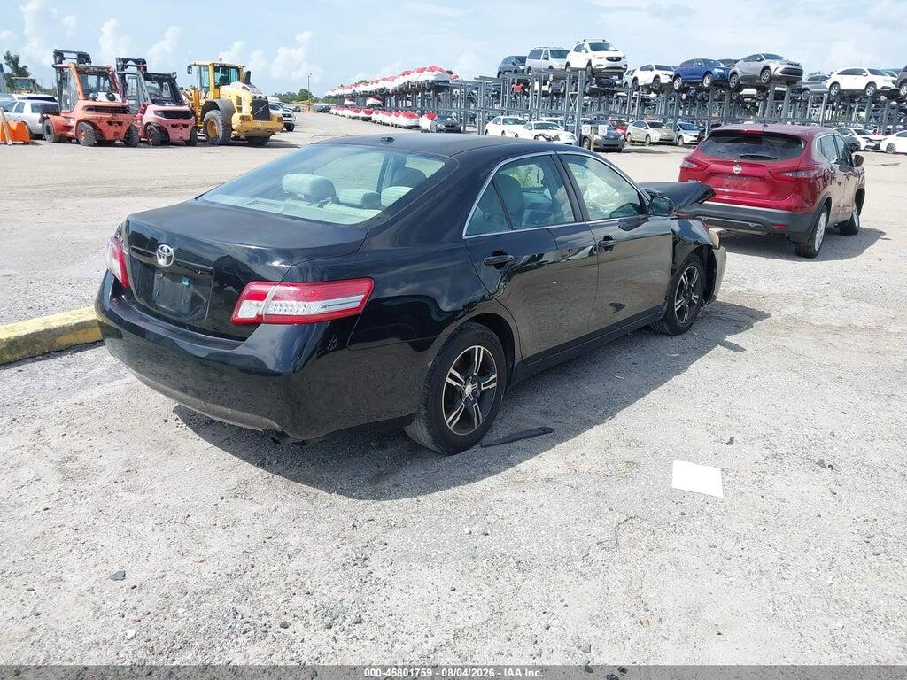 4T1BF3EK4BU200972 2011 TOYOTA CAMRY photo no. 4