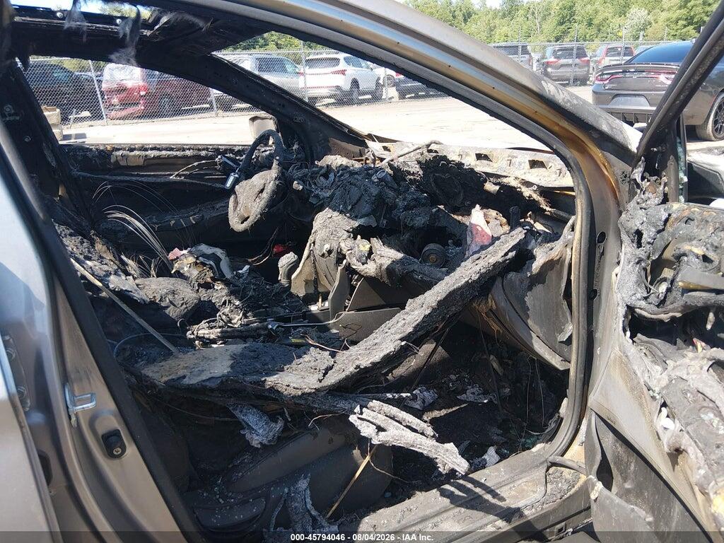 KMHEC4A40BA002765 2011 HYUNDAI SONATA HYBRID photo no. 5