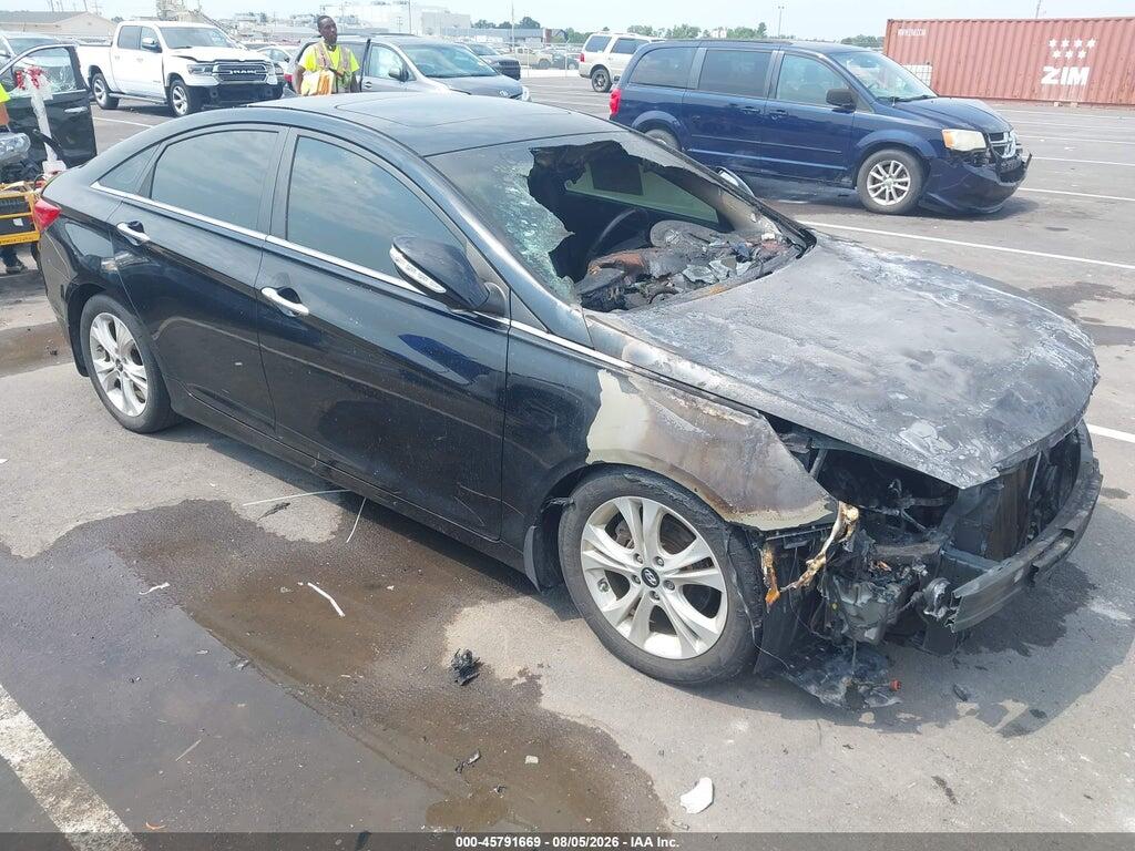 5NPEC4AB2BH297248 2011 HYUNDAI SONATA photo no. 1