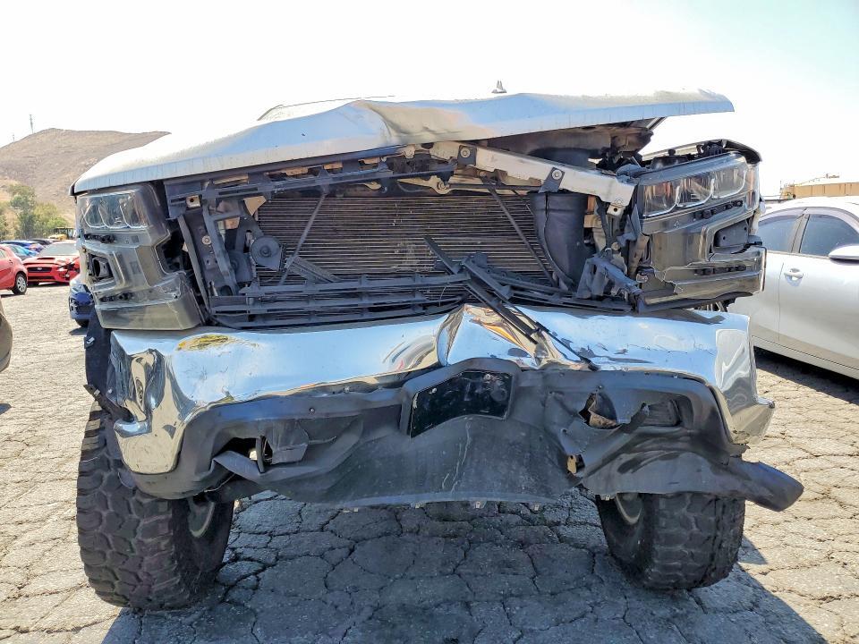 2022 CHEVROLET SILVERADO LTD C1500 LT — Фото 5 из 12