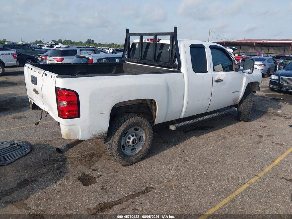 1GC2CXCG8BZ321347 2011 CHEVROLET SILVERADO 2500HD photo no. 4