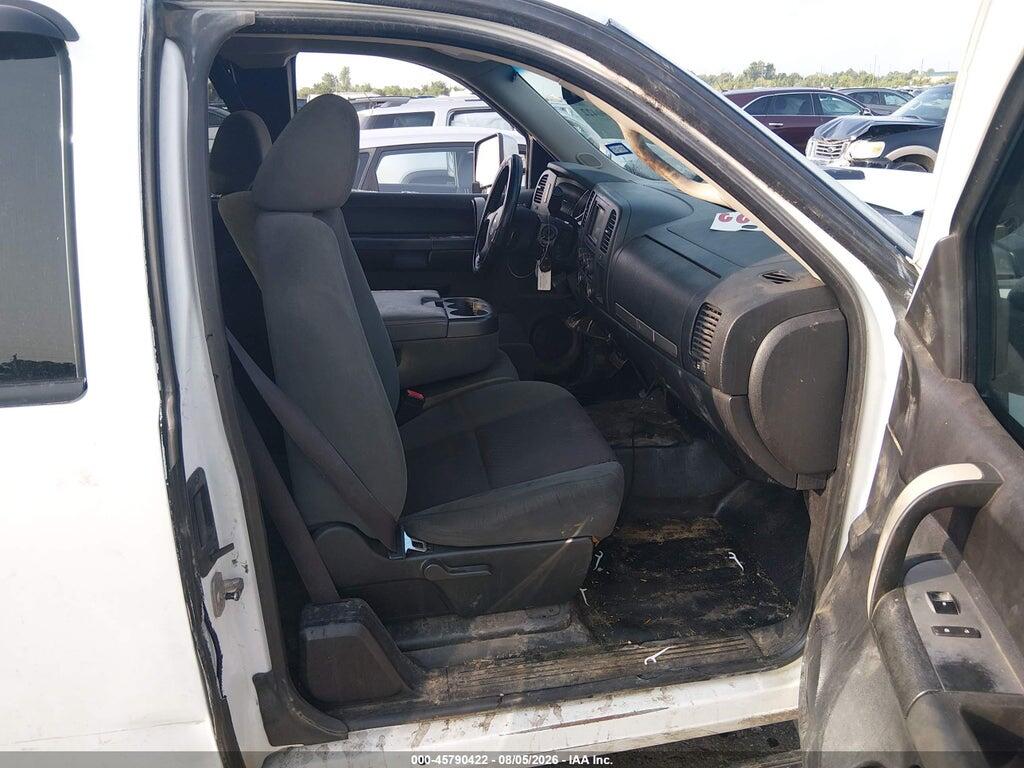 1GC2CXCG8BZ321347 2011 CHEVROLET SILVERADO 2500HD photo no. 5