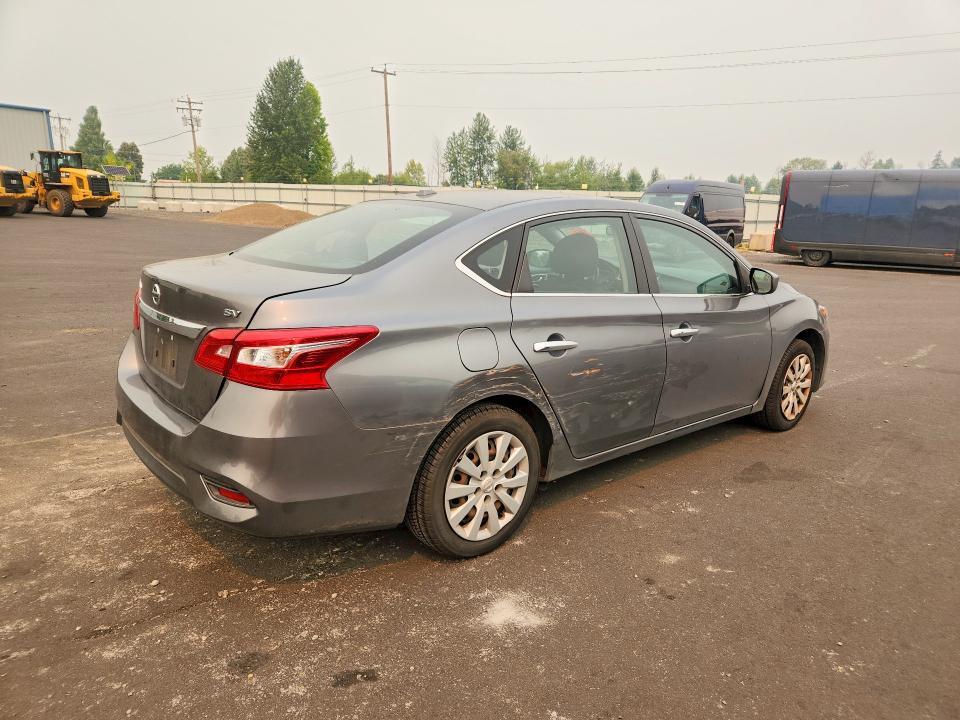 2017 NISSAN SENTRA SV — Фото 3 из 12
