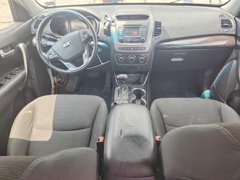 2014 KIA SORENTO LX — Фото 8 из 13