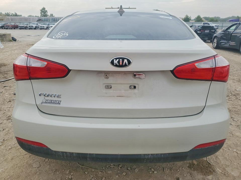 2014 KIA FORTE LX — Фото 6 из 12