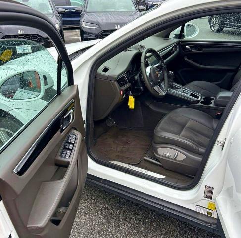 WP1AB2A54HLB16475 2017 PORSCHE MACAN photo no. 12