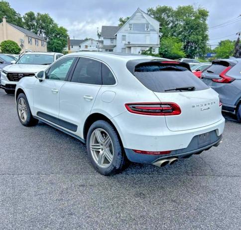 WP1AB2A54HLB16475 2017 PORSCHE MACAN photo no. 3