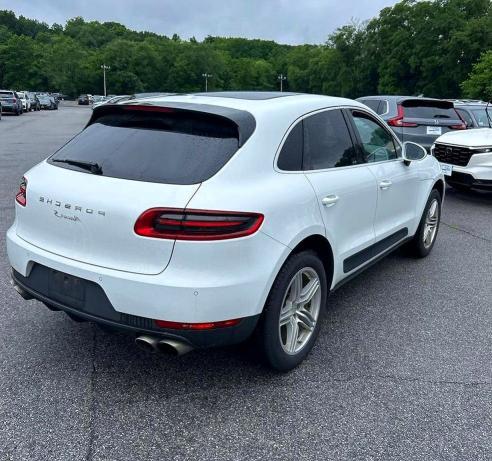 WP1AB2A54HLB16475 2017 PORSCHE MACAN photo no. 4