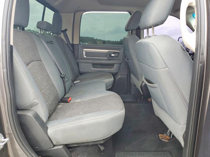 2017 RAM 1500 SLT — Фото 10 из 12