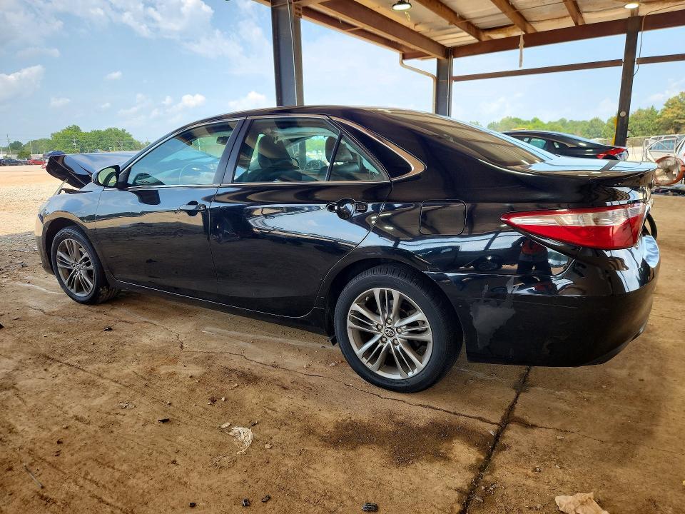 4T1BF1FK3HU687125 2017 TOYOTA CAMRY photo no. 2