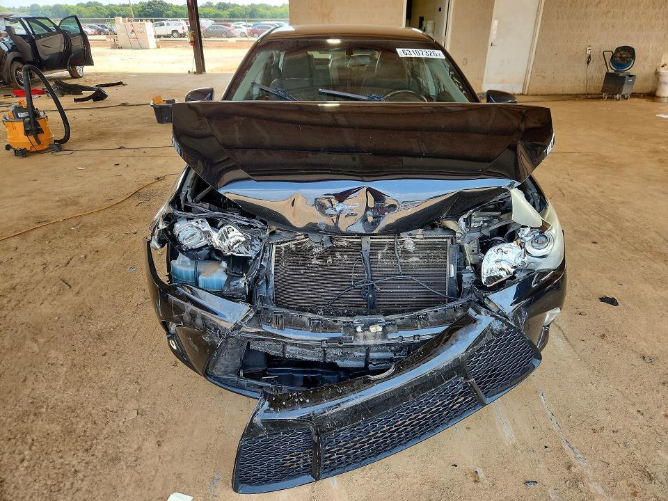 4T1BF1FK3HU687125 2017 TOYOTA CAMRY photo no. 5