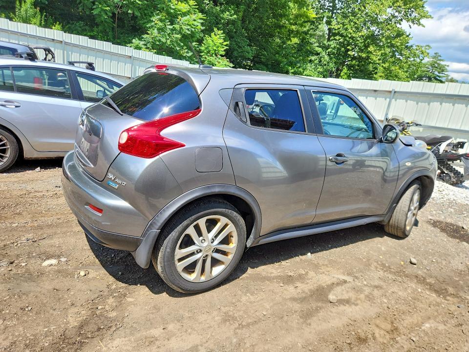 2014 NISSAN JUKE S — Фото 3 из 13