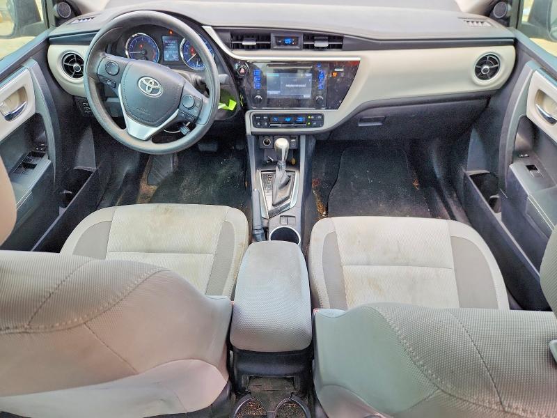 2017 TOYOTA COROLLA LE — Фото 8 из 12