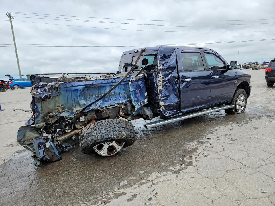 2014 RAM 3500 LONGHORN — Фото 3 из 13
