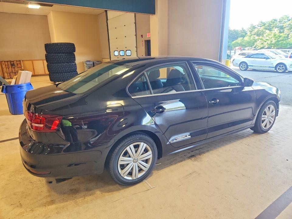 2017 VOLKSWAGEN JETTA S — Фото 3 из 12