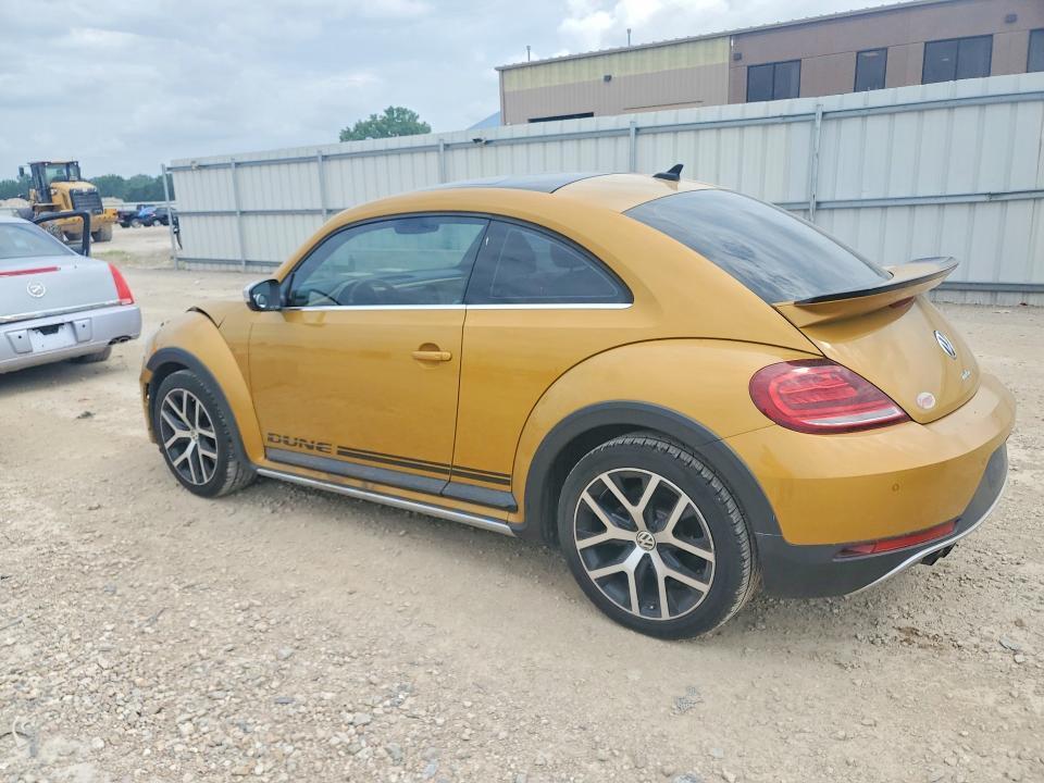 2017 VOLKSWAGEN BEETLE DUNE — Фото 2 из 12