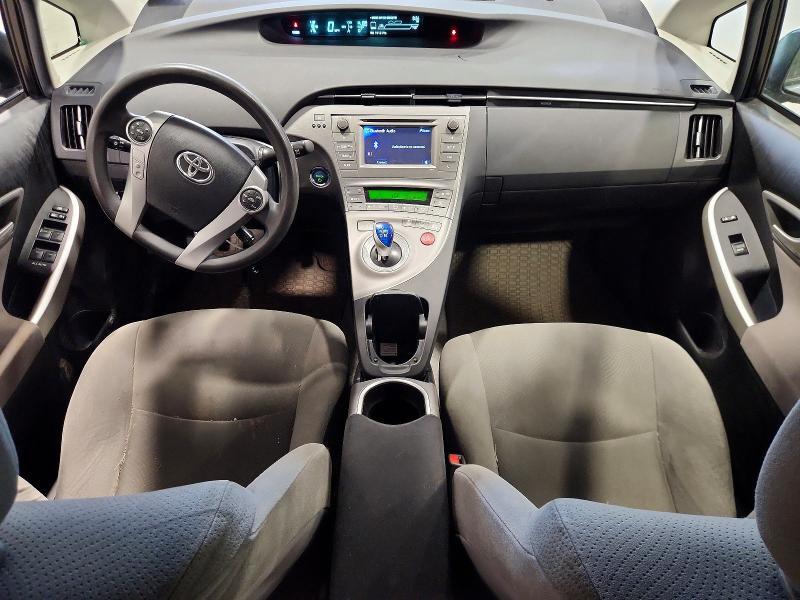 2014 TOYOTA PRIUS TWO — Фото 8 из 13