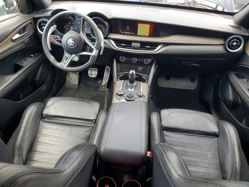 2018 ALFA ROMEO STELVIO TI SPORT — Фото 8 из 13