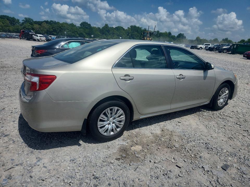 2014 TOYOTA CAMRY LE — Фото 3 из 12