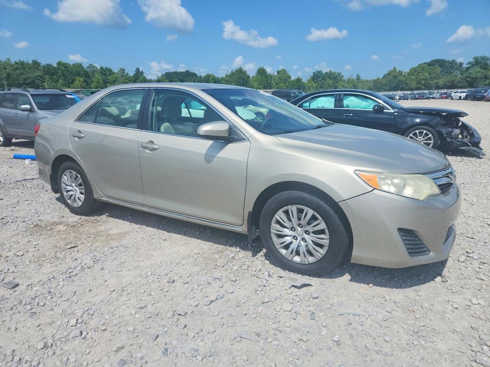 2014 TOYOTA CAMRY LE — Фото 4 из 12