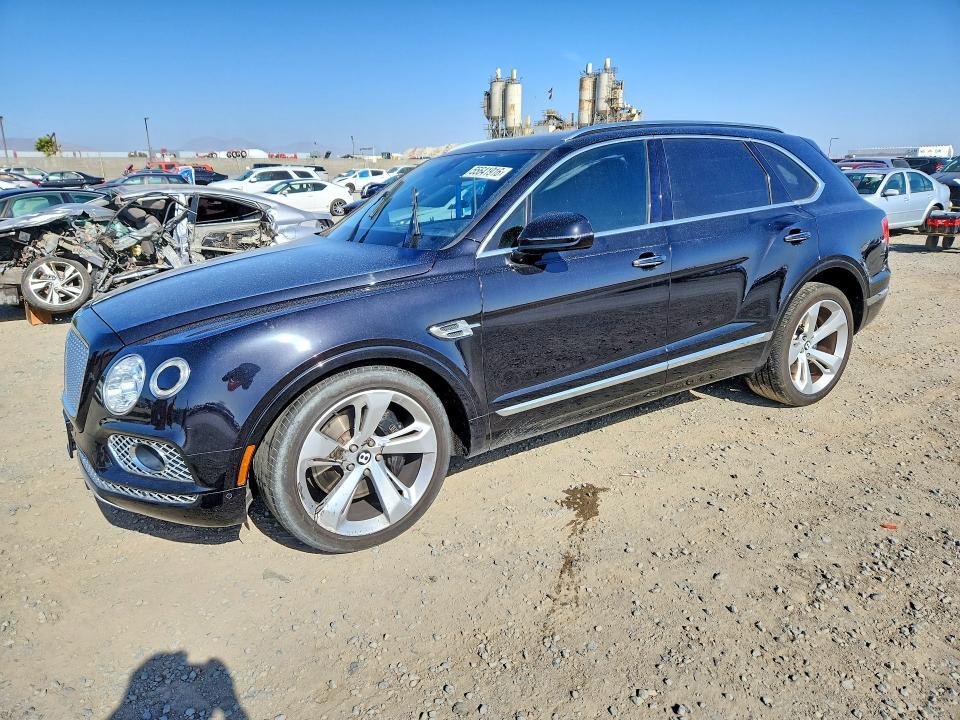 2018 BENTLEY BENTAYGA SJAAC2ZV5JC017982