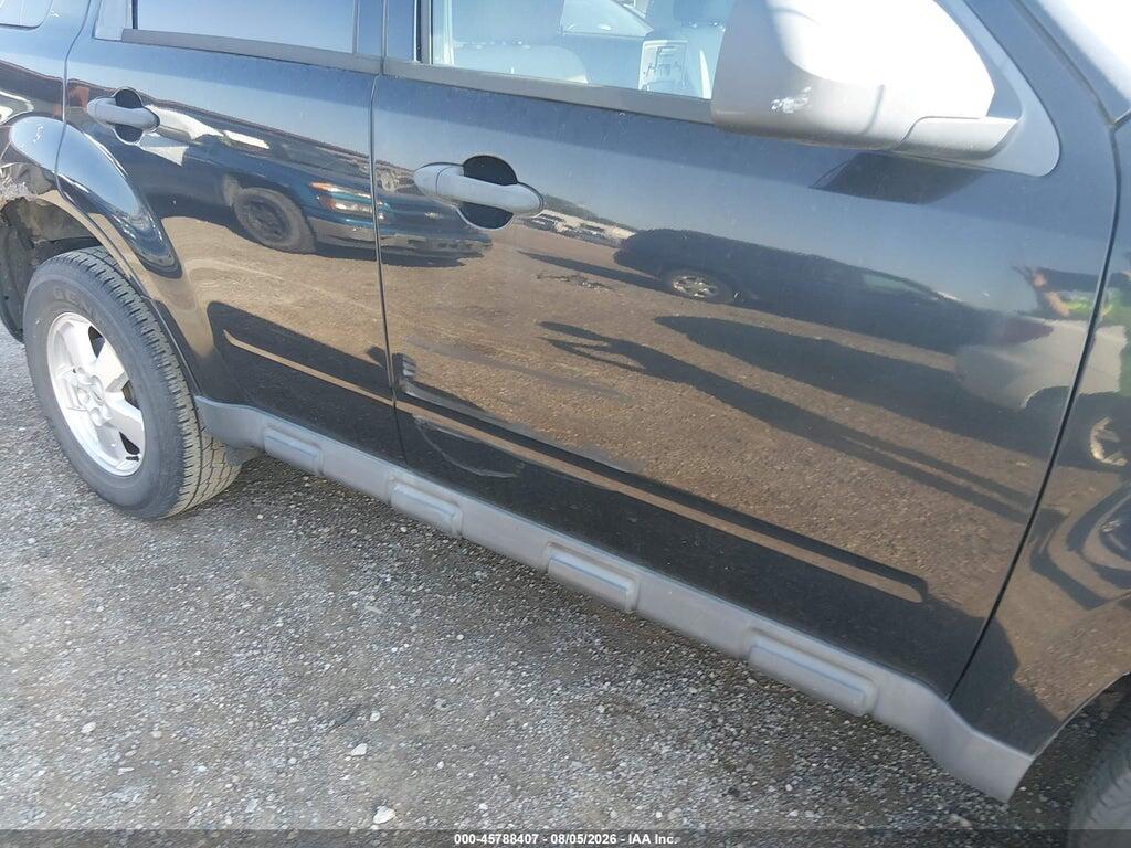 1FMCU0D75BKC28877 2011 FORD ESCAPE photo no. 6