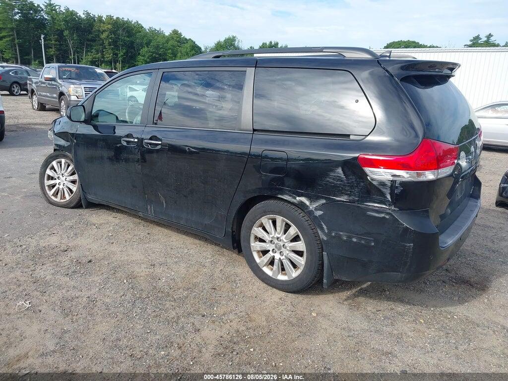 5TDDK3DC4BS014064 2011 TOYOTA SIENNA photo no. 3