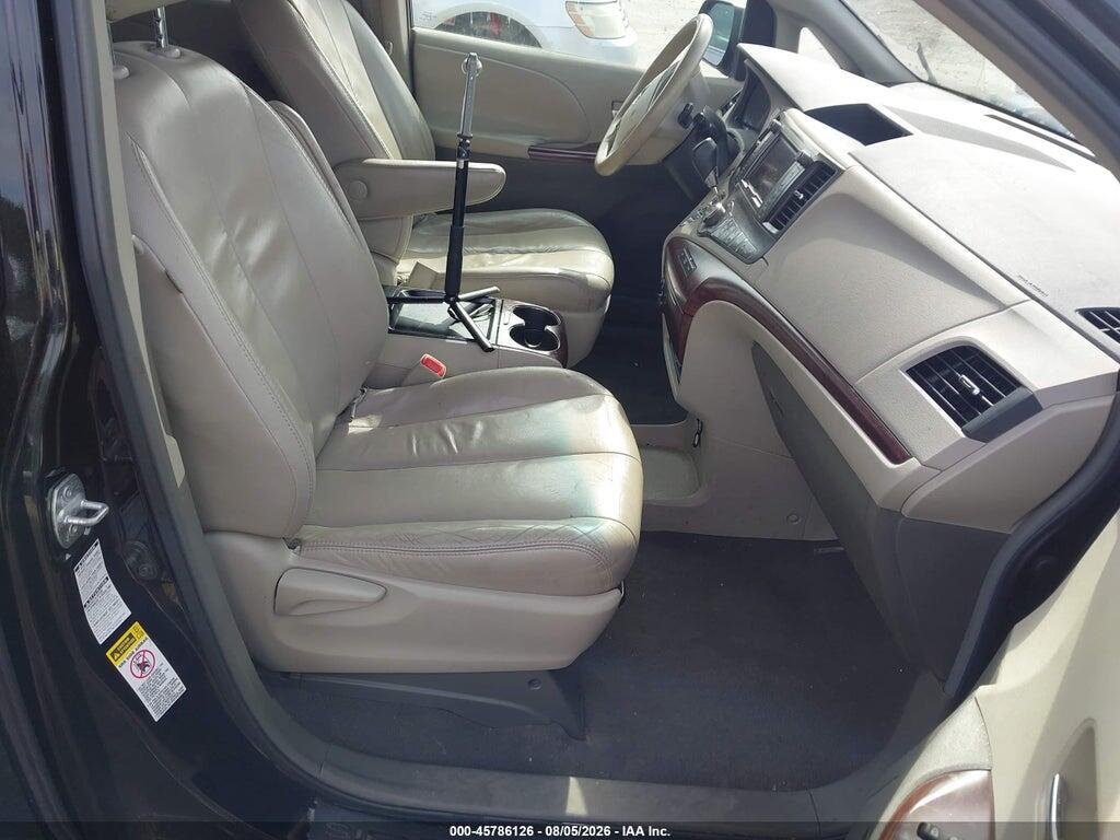 5TDDK3DC4BS014064 2011 TOYOTA SIENNA photo no. 5