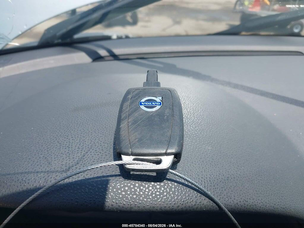YV1672MS6B2547210 2011 VOLVO S40 photo no. 11
