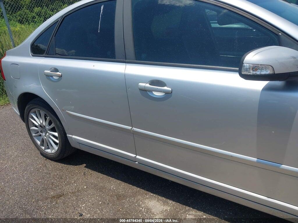 YV1672MS6B2547210 2011 VOLVO S40 photo no. 6