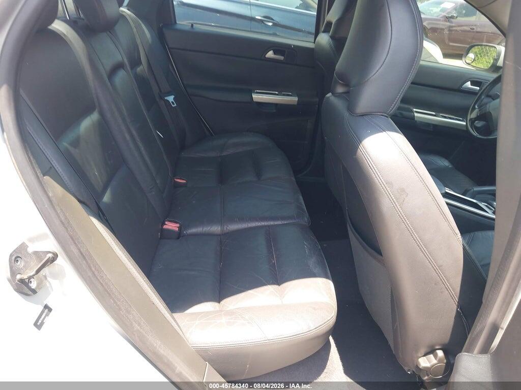 YV1672MS6B2547210 2011 VOLVO S40 photo no. 8