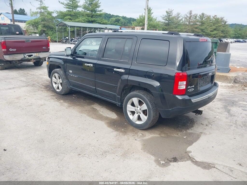 1J4NF4GB2BD174855 2011 JEEP PATRIOT photo no. 3