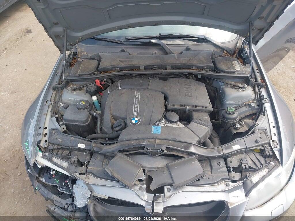 WBADX7C58BE261358 2011 BMW 335I photo no. 10