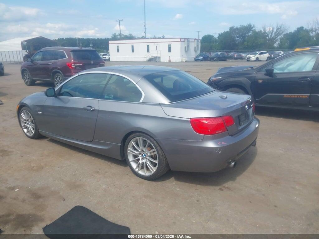 WBADX7C58BE261358 2011 BMW 335I photo no. 3