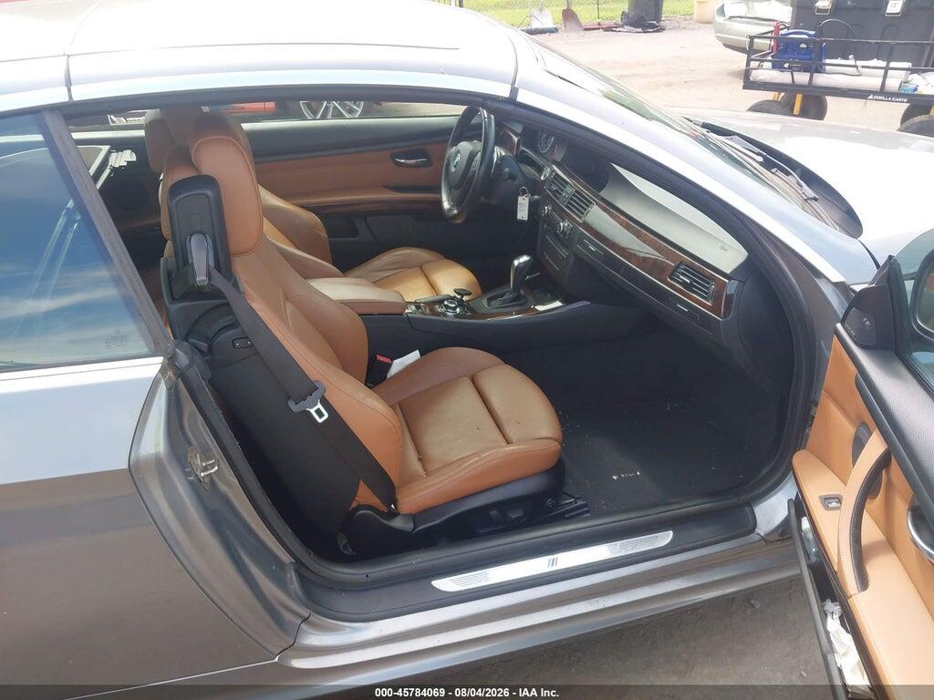 WBADX7C58BE261358 2011 BMW 335I photo no. 5