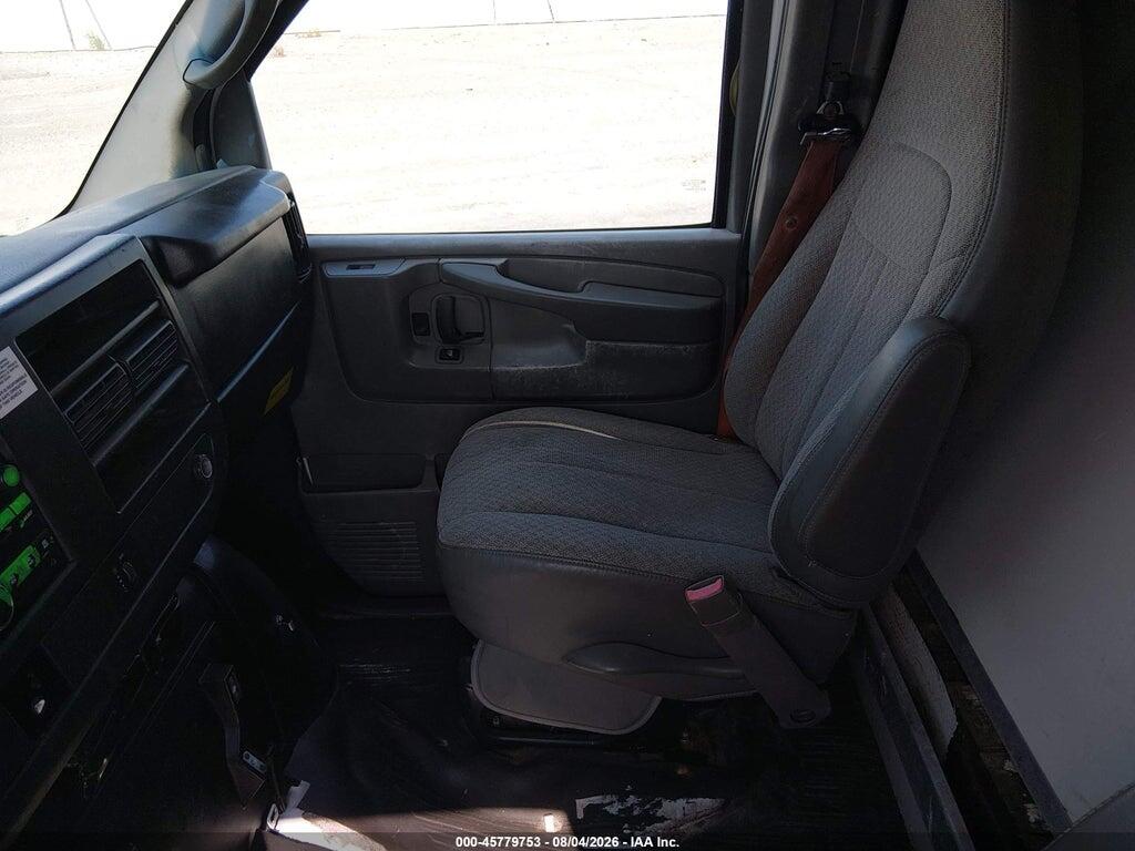 1GB3G2CL2B1127747 2011 CHEVROLET EXPRESS CUTAWAY photo no. 6