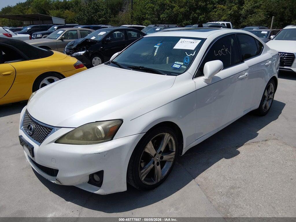 JTHBF5C22B5144574 2011 LEXUS IS 250 photo no. 2