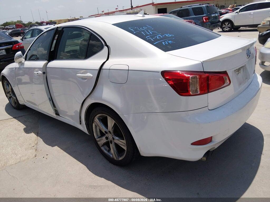 JTHBF5C22B5144574 2011 LEXUS IS 250 photo no. 3