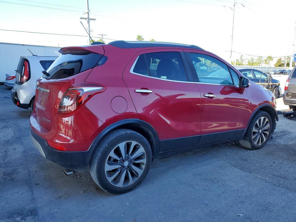 KL4CJCSB5JB533889 2018 BUICK ENCORE photo no. 3