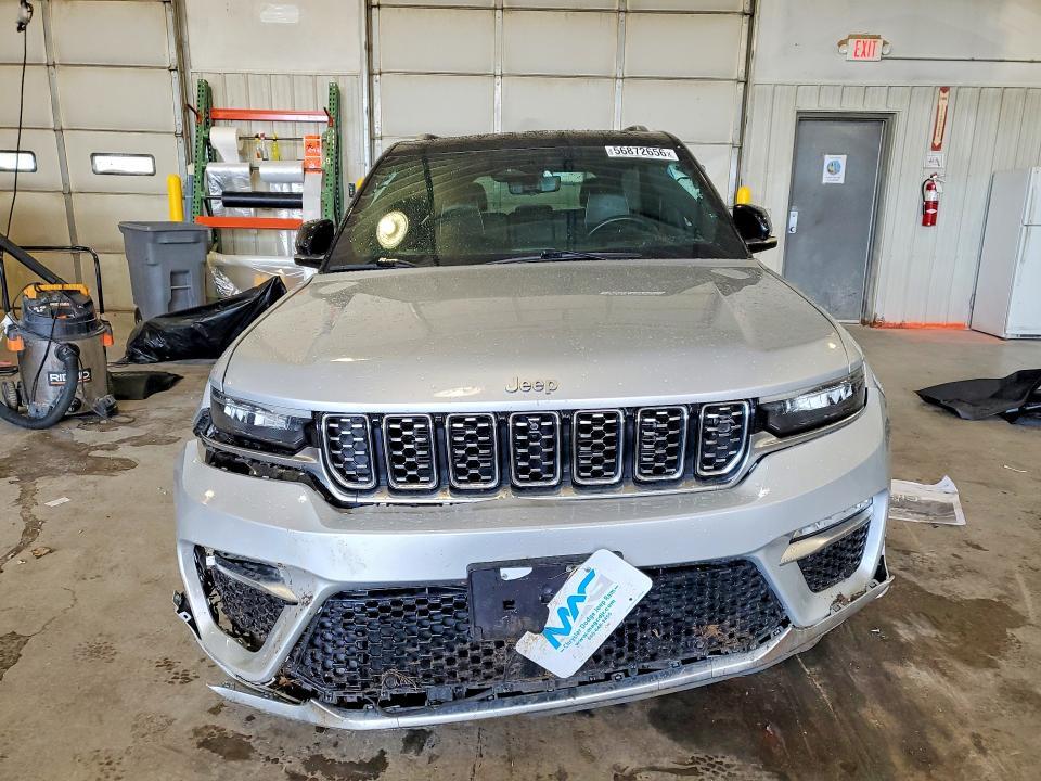 2022 JEEP JEEP — Фото 5 из 12