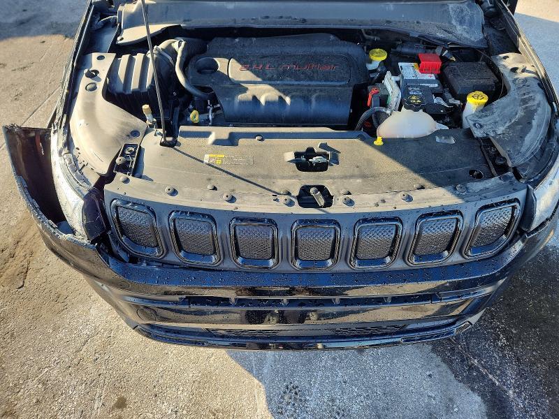 2022 JEEP COMPASS LATITUDE — Фото 12 из 13