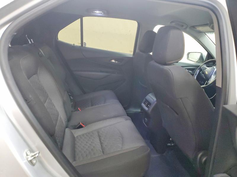 2GNAXJEV0J6245651 2018 CHEVROLET EQUINOX photo no. 11
