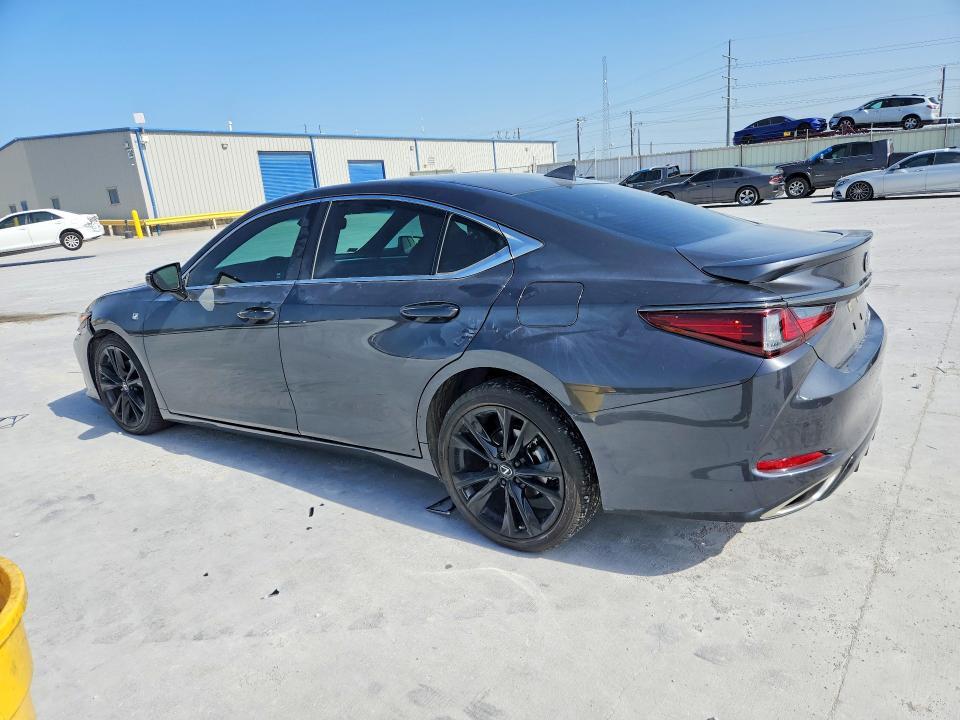 2022 LEXUS ES 350 F SPORT — Фото 2 из 13